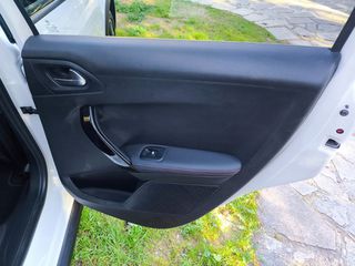 Peugeot 2008 2018 GT LINE - 130BHP-6T- NAVI- PANORAMA - CAMERA - ΔΕΡΜΑ-thumb-20