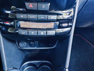 Peugeot 2008 2018 GT LINE - 130BHP-6T- NAVI- PANORAMA - CAMERA - ΔΕΡΜΑ-thumb-31