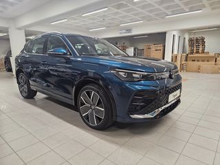Volkswagen Tiguan 2026 R-LINE More 1.5eTSi 150PS DSG7 Mild Hybrid-thumb-3