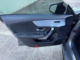 Mercedes-Benz CLA 180 2019 LOOK AMG-thumb-16