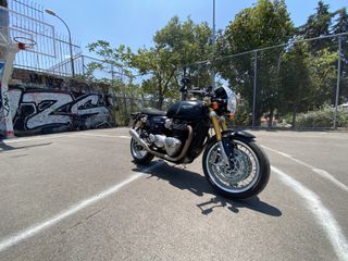 Triumph Thruxton 2018 R