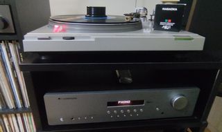 TECHNICS SL-D2 TURNTABLE DIRECT DRIVE  SEMI-AUTOMATIC - 1979 US VERSION