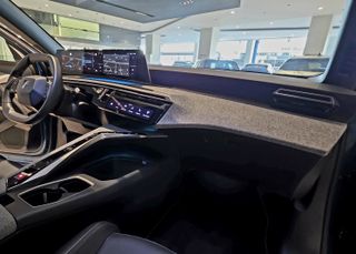 Peugeot 3008 2025 E-P64 210HP (155KW) ALLURE *ΕΓΓΥΗΣΗ *-thumb-16
