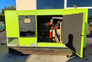 ΓΕΝΝΗΤΡΙΑ CUMMINS 125KVA-thumb-1