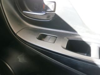 Toyota Yaris 2015 1.0 VVTI ΜΕ ΟΘΟΝΗ / ΖΑΝΤΕΣ ΑΛΟΥΜΙΝΙΟΥ-thumb-23