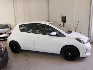 Toyota Yaris 2015 1.0 VVTI ΜΕ ΟΘΟΝΗ / ΖΑΝΤΕΣ ΑΛΟΥΜΙΝΙΟΥ-thumb-1