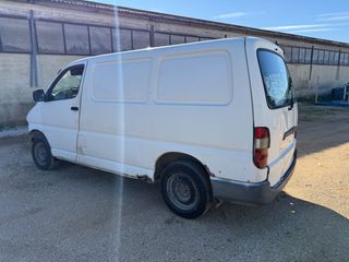 Toyota Hiace 2001 2LT-thumb-3