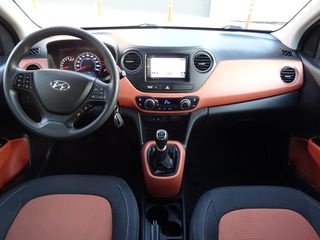 Hyundai i 10 2015 1.0 BLUE STYLE-thumb-6