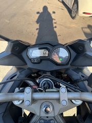 Yamaha XJ6 DIVERSION 2009-thumb-8