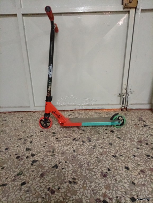 Skateboard -Waveboard 2023 Versatyle cosmopolitan V2 complete