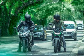 Kawasaki Ninja e-1 2024 Έκπτωση 2500 € !!!-thumb-24