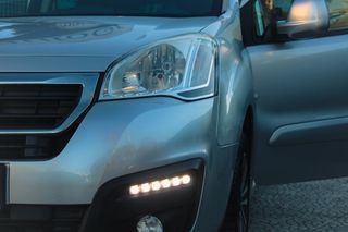 Peugeot Partner Tepee 2017 1.6 Ελληνικό | Πλήρες βιβλίο-thumb-15