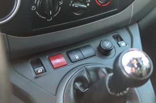 Peugeot Partner Tepee 2017 1.6 Ελληνικό | Πλήρες βιβλίο-thumb-21