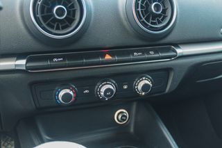 Audi A3 2020 Ελληνικό | Πλήρες βιβλίο | Αριστο-thumb-26