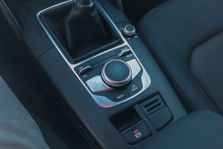 Audi A3 2020 Ελληνικό | Πλήρες βιβλίο | Αριστο-thumb-28