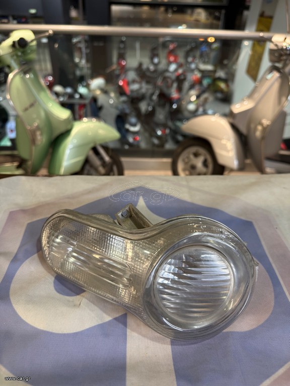 Φανάρι πίσω αριστερό PIAGGIO CARNABY 125-200-250