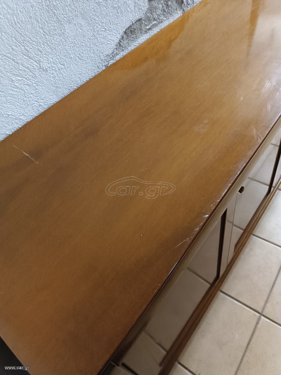Μπουφές καρυδιά