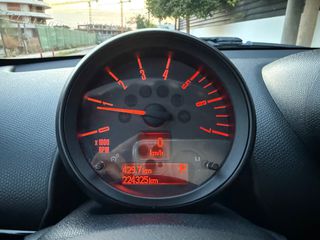 Mini Cooper 2015 Paceman-thumb-11