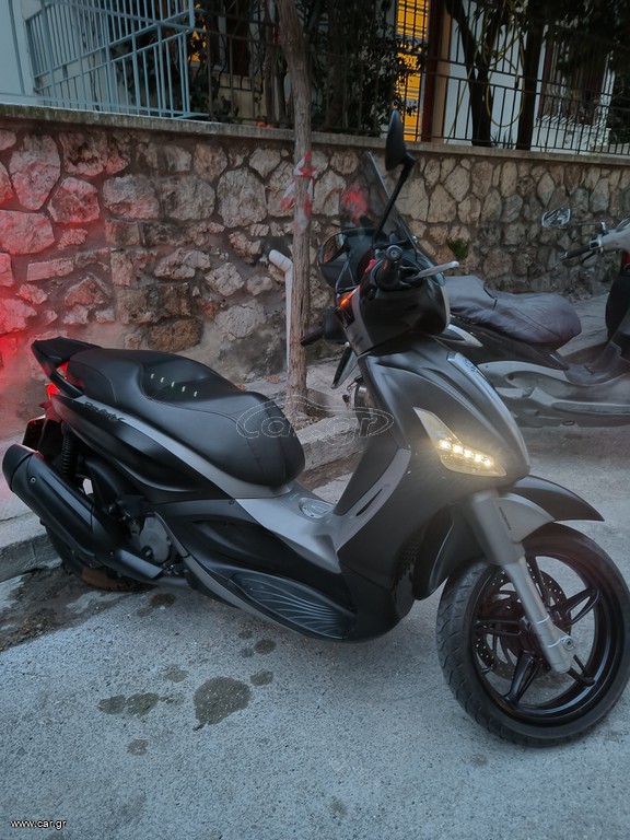 Piaggio Beverly 350 2016 350 ST