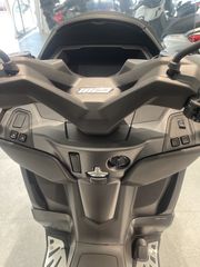 Piaggio MP3 400 2026 Sport - Μισά Μπροστά Μισά σε 2 Χρόνια-thumb-5