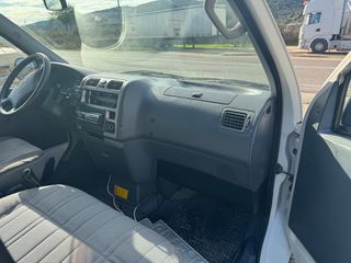 Toyota Hiace 2008 2.5 D-4D 4X4 long 2 πλαϊνές πορτες-thumb-9