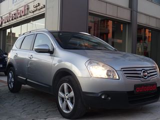 Nissan Qashqai+2 2009-thumb-2