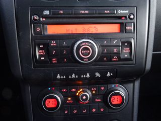 Nissan Qashqai+2 2009-thumb-10
