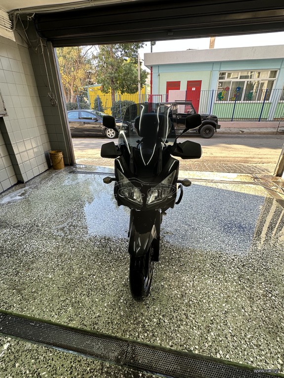 Suzuki V-Strom 650 2010