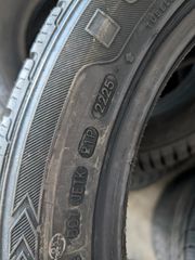 ΕΛΑΣΤΙΚΑ 245/45R17 TRACMAX ICE-PLUS S210 (DOT2225)-thumb-1