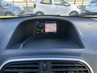 Κλούβα Renault 2019-thumb-16