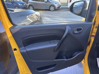 Κλούβα Renault 2019-thumb-23