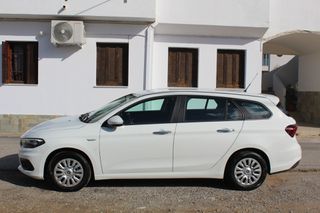 Fiat Tipo 2019-thumb-1