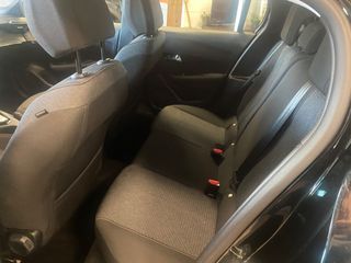 Peugeot 208 2025 1.2. STYLE HYBRID.  110jp-thumb-7