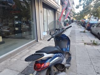 Piaggio Beverly 250 2004-thumb-5