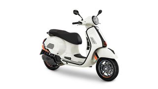 Vespa GTS 125 2026 SUPER SPORT E5+-thumb-3