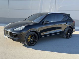 Porsche Cayenne 2016 SportChrono/Panorama/21”/Black/Leather
