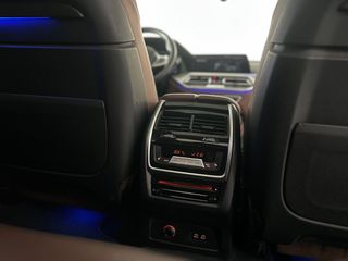 Bmw X7 M50 2020 G07-thumb-40