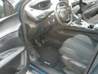 Peugeot 3008 2024-thumb-8