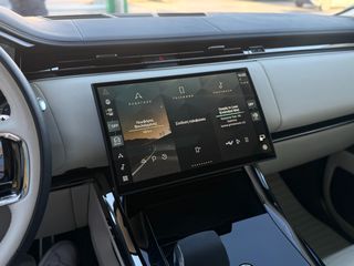 Land Rover Range Rover Sport 2024 P550e Autobiography-thumb-19