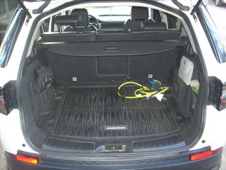 Land Rover Discovery Sport 2021 plug in-thumb-15