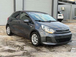 Kia Rio 2016-thumb-6