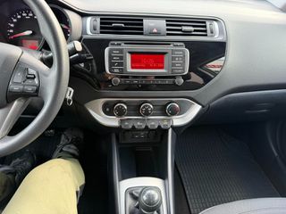 Kia Rio 2016-thumb-19