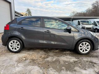Kia Rio 2016-thumb-4
