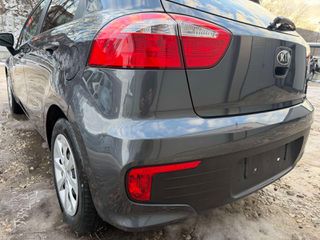 Kia Rio 2016-thumb-13