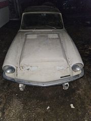 Triumph Spitfire 1964-thumb-2