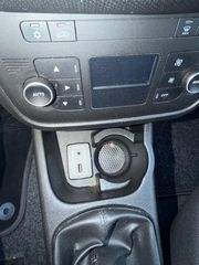 Fiat Punto 2018 1.4 FULL EXTRA θερμαινόμενα καθίσματα-thumb-13