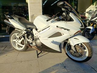 Honda VFR 800 2003 VFR 800-thumb-7