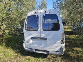 Πωλείται Nissan vanete