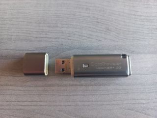 KINGSTON DATA TRAVELLER LOCKER+ G3 16Gb