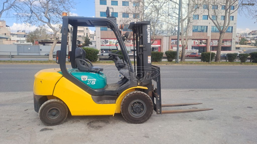 Komatsu 2005 FD25T - 16R